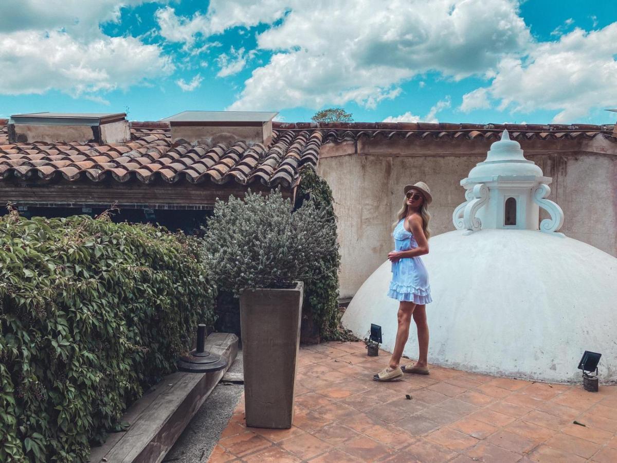 El Convento Boutique Hotel Antigua Bagian luar foto