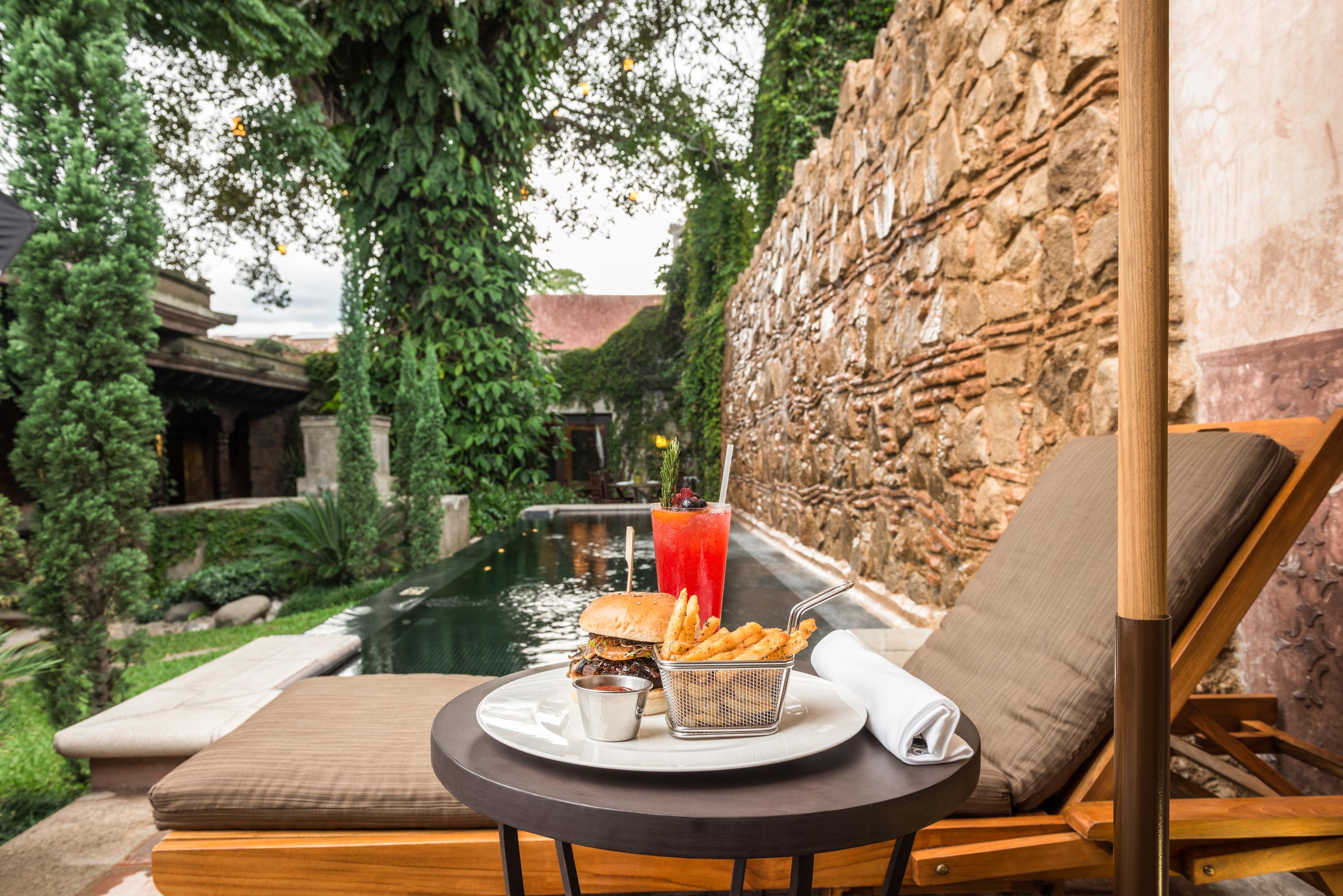 El Convento Boutique Hotel Antigua Bagian luar foto