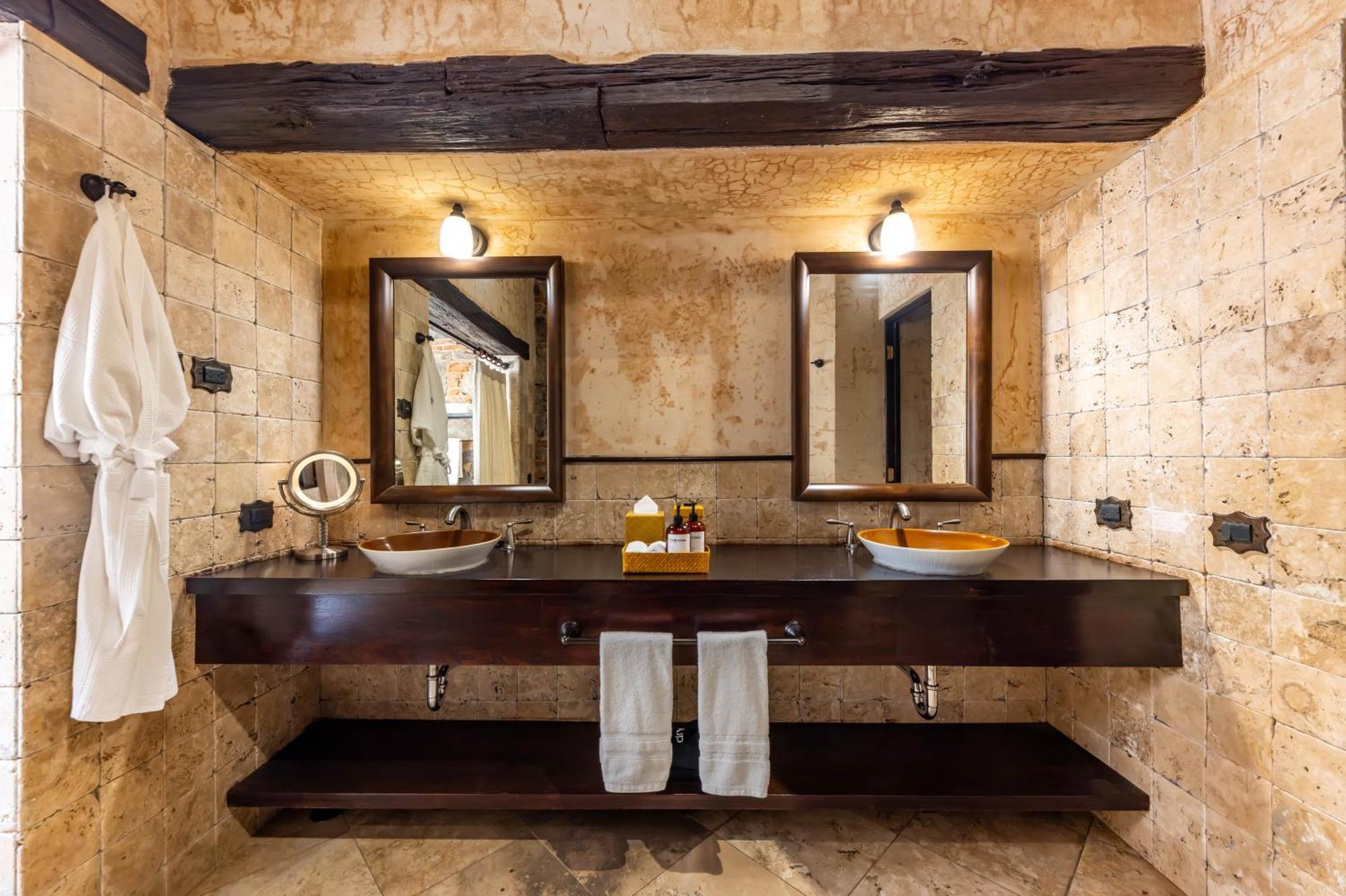 El Convento Boutique Hotel Antigua Bagian luar foto
