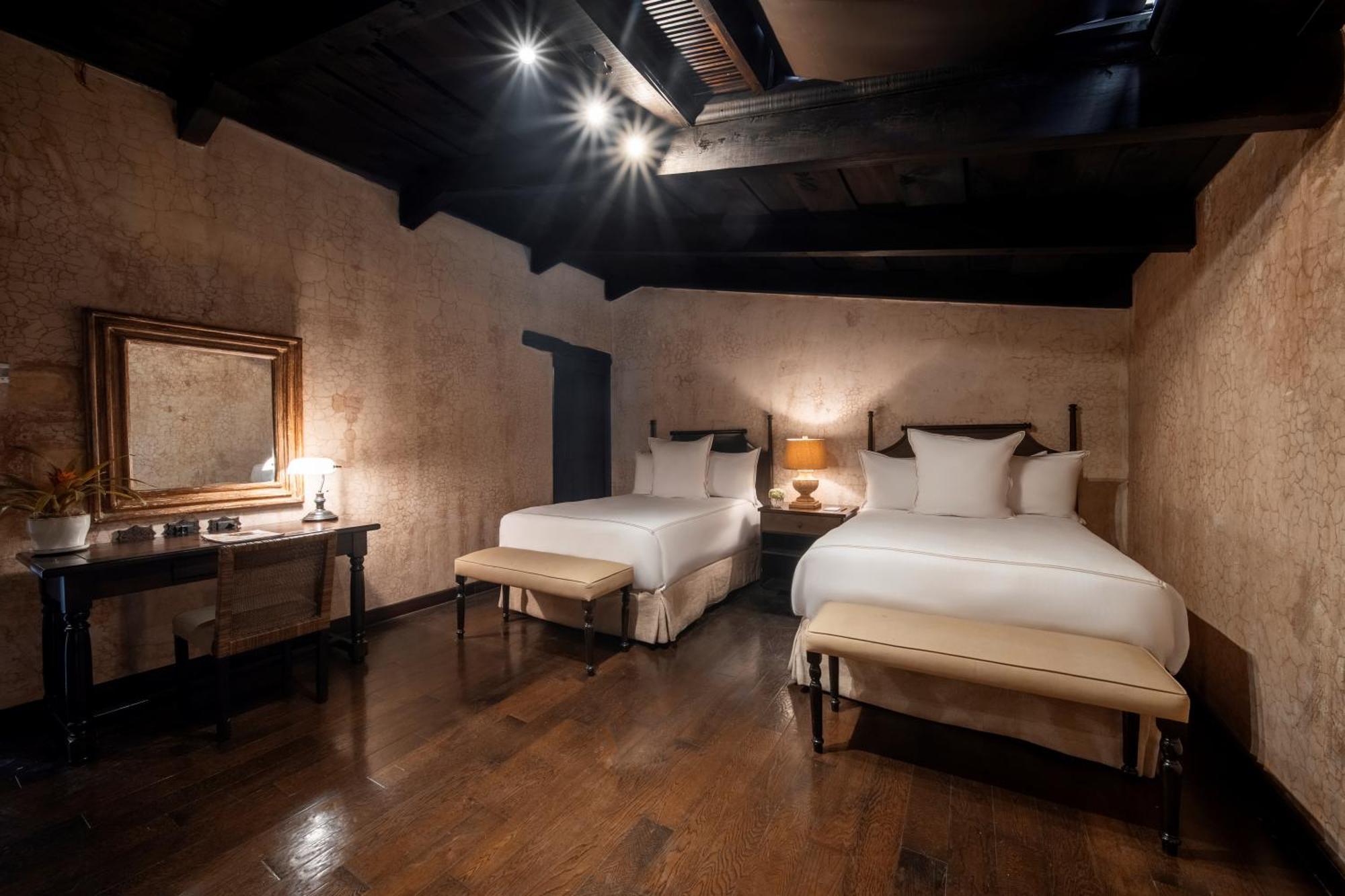 El Convento Boutique Hotel Antigua Bagian luar foto